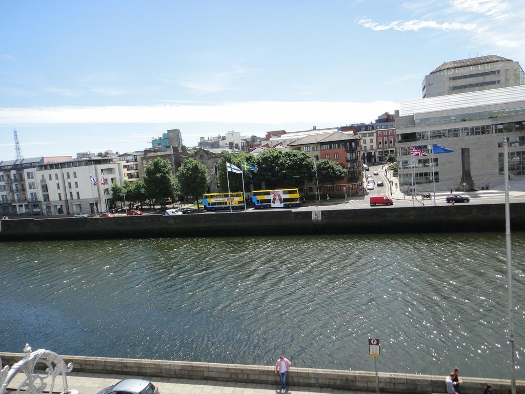 Inn On The Liffey Guesthouse Dublin Exterior foto